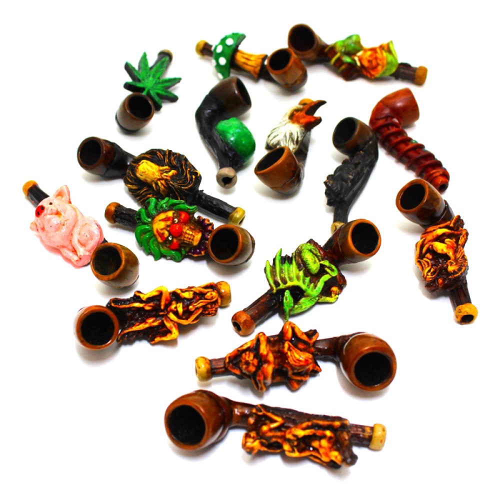 3.5-inch decorated assorted art tobacco hand pipe featuring colorful designs, decorative detailing, compact size, and unique styling.