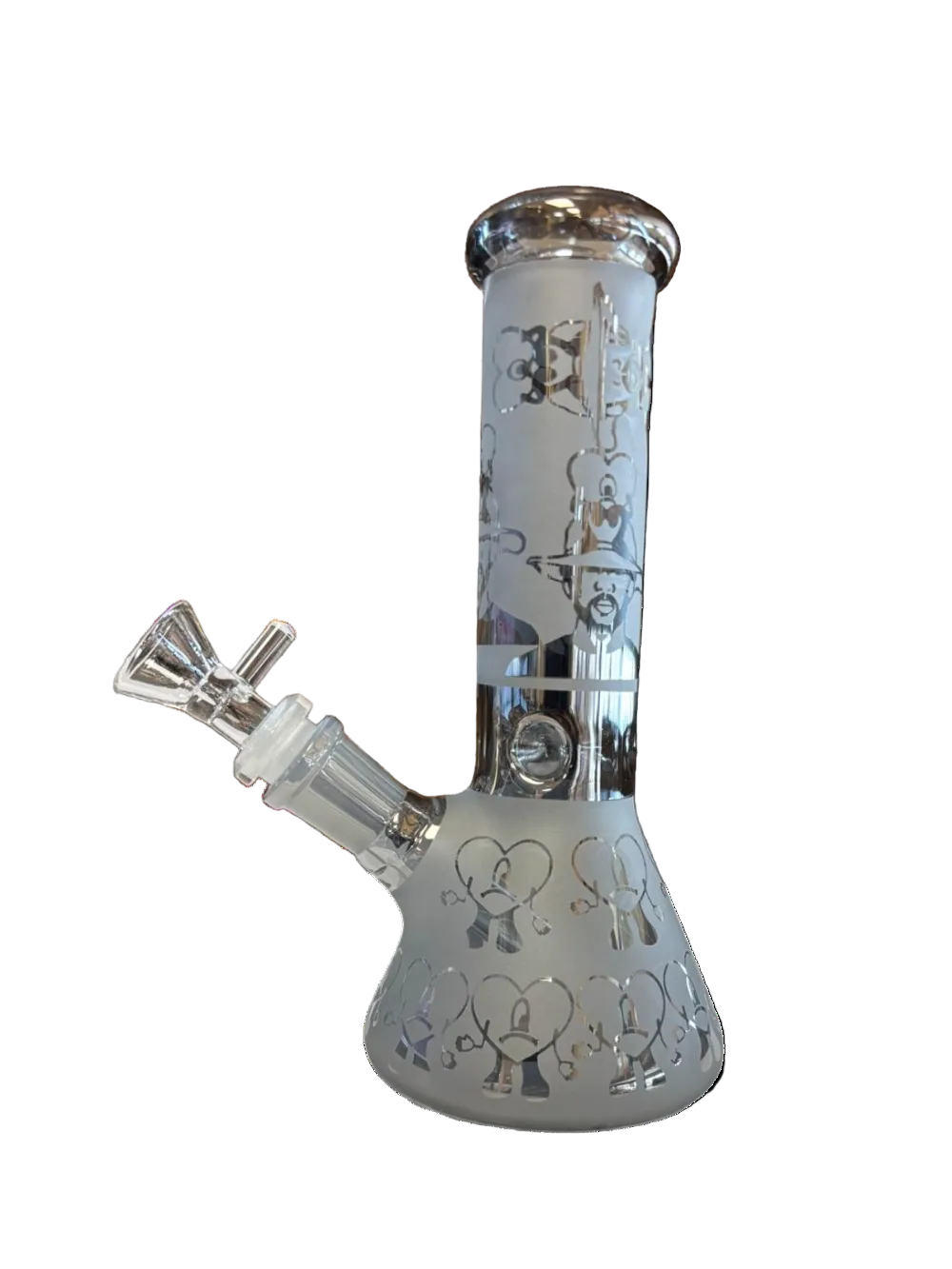Electroplated beaker bong with metallic hemp leaf design