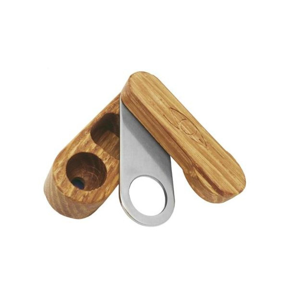 Fisherman's Friend classic wooden pipe featuring a traditional design, natural wood finish, distinctive shape, and timeless styling.