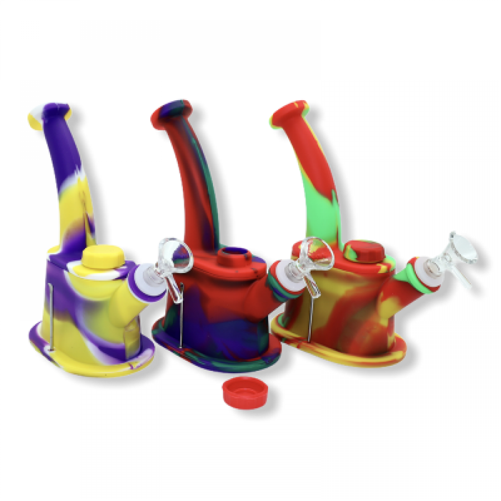 8-inch Flat Silicone Dab Rig with Container and Metal Dabber featuring a durable silicone design, compact profile, storage container, and metal dabber.